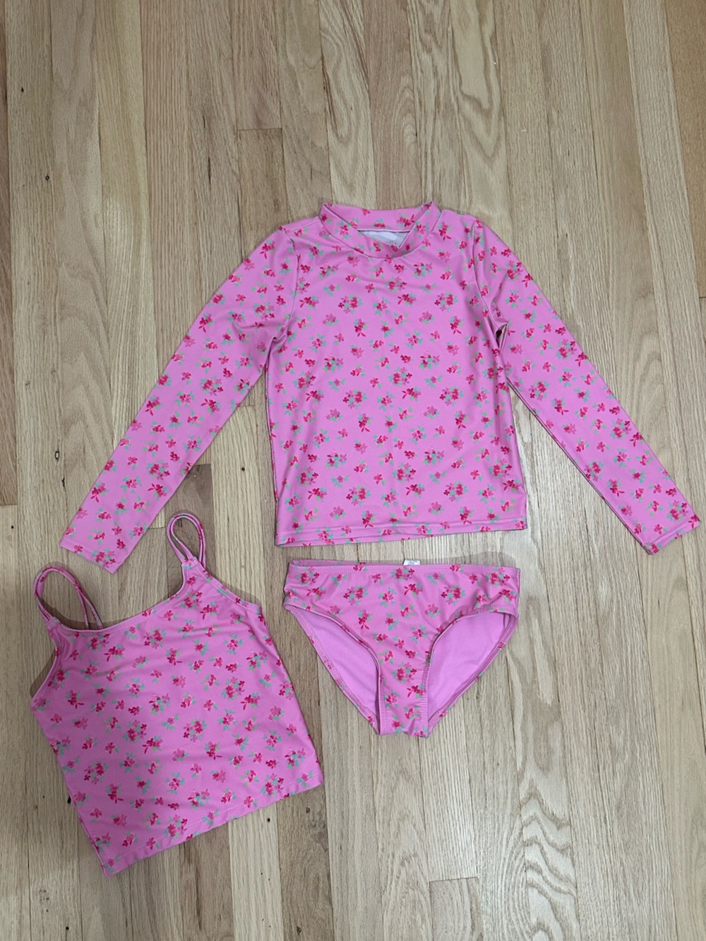 The Children's Place Pink Floral Swim Set - 3pc size 7/8